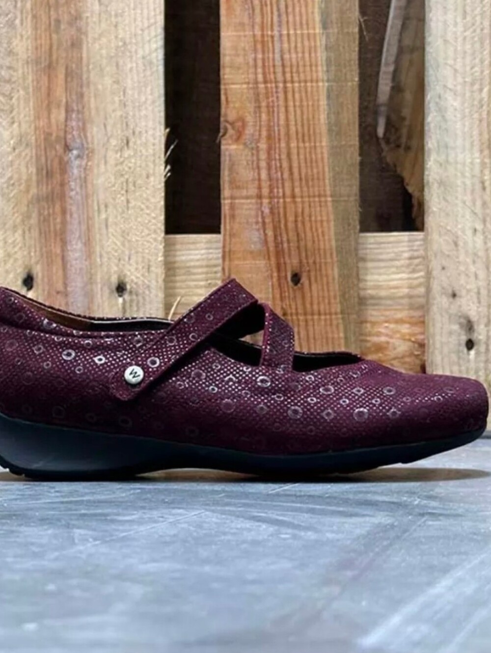 Wolky Passion Red Printed Suede Z-strap Mary Jane Sz 40